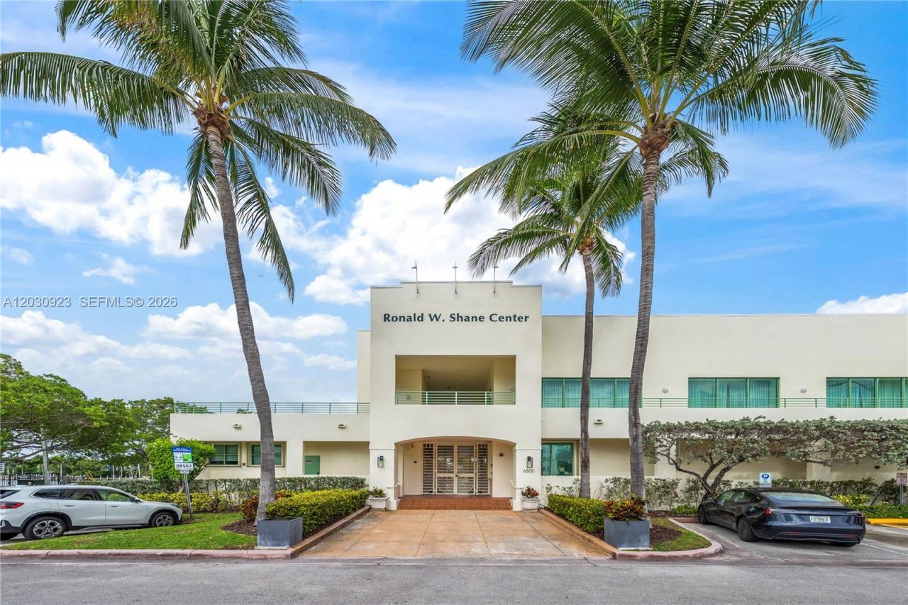 6580 Indian Creek Dr, Unit 601, Miami Beach, FL 33141 Photo
