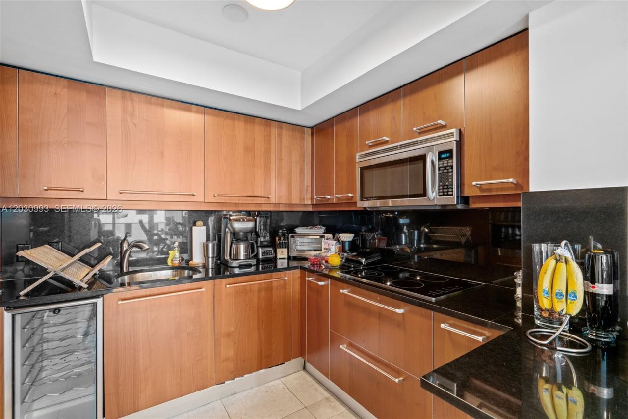 1331 Brickell Bay Dr, Unit 1004, Miami, FL 33131 Photo