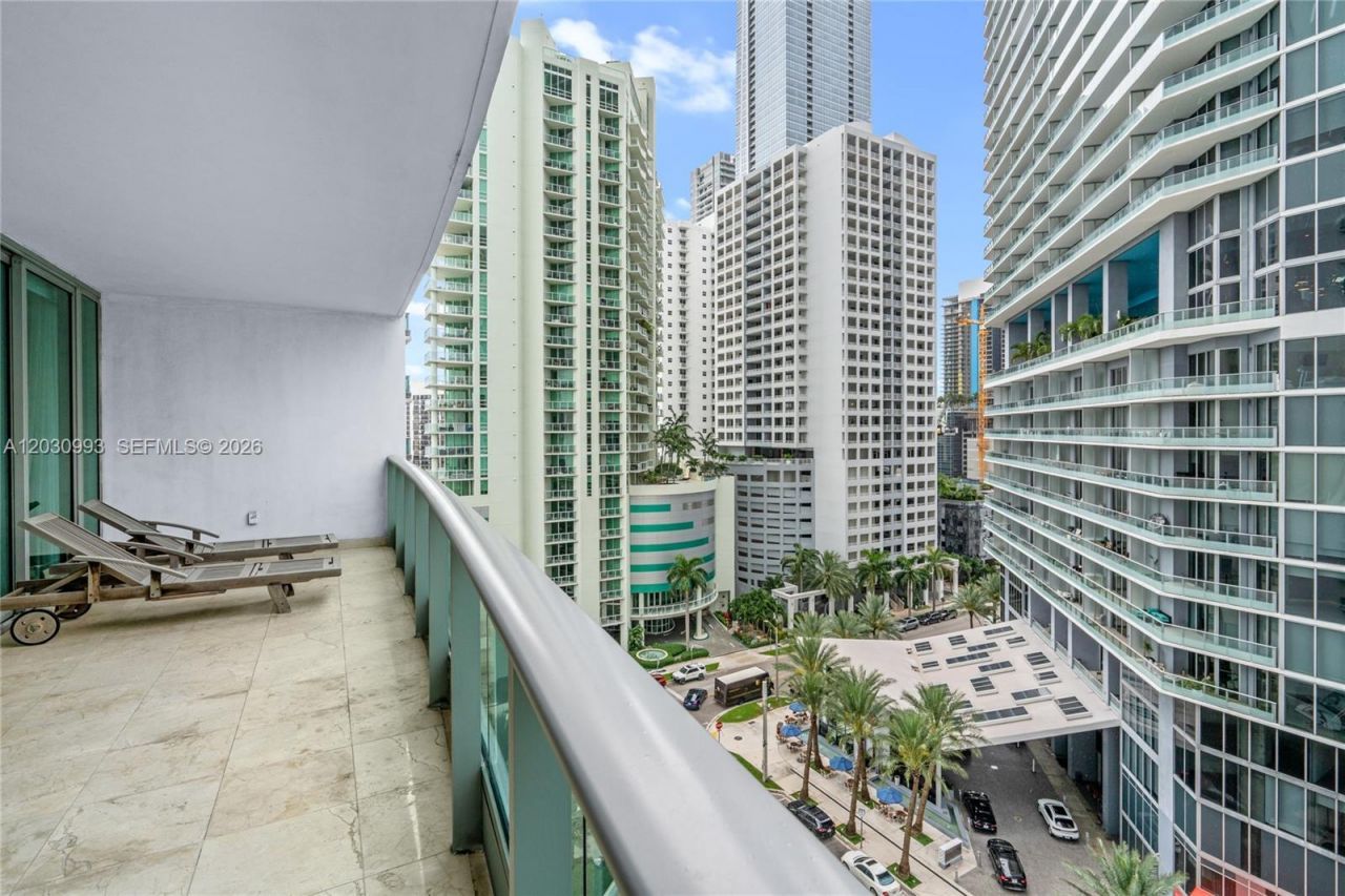 1331 Brickell Bay Dr, Unit 1004, Miami, FL 33131 Photo