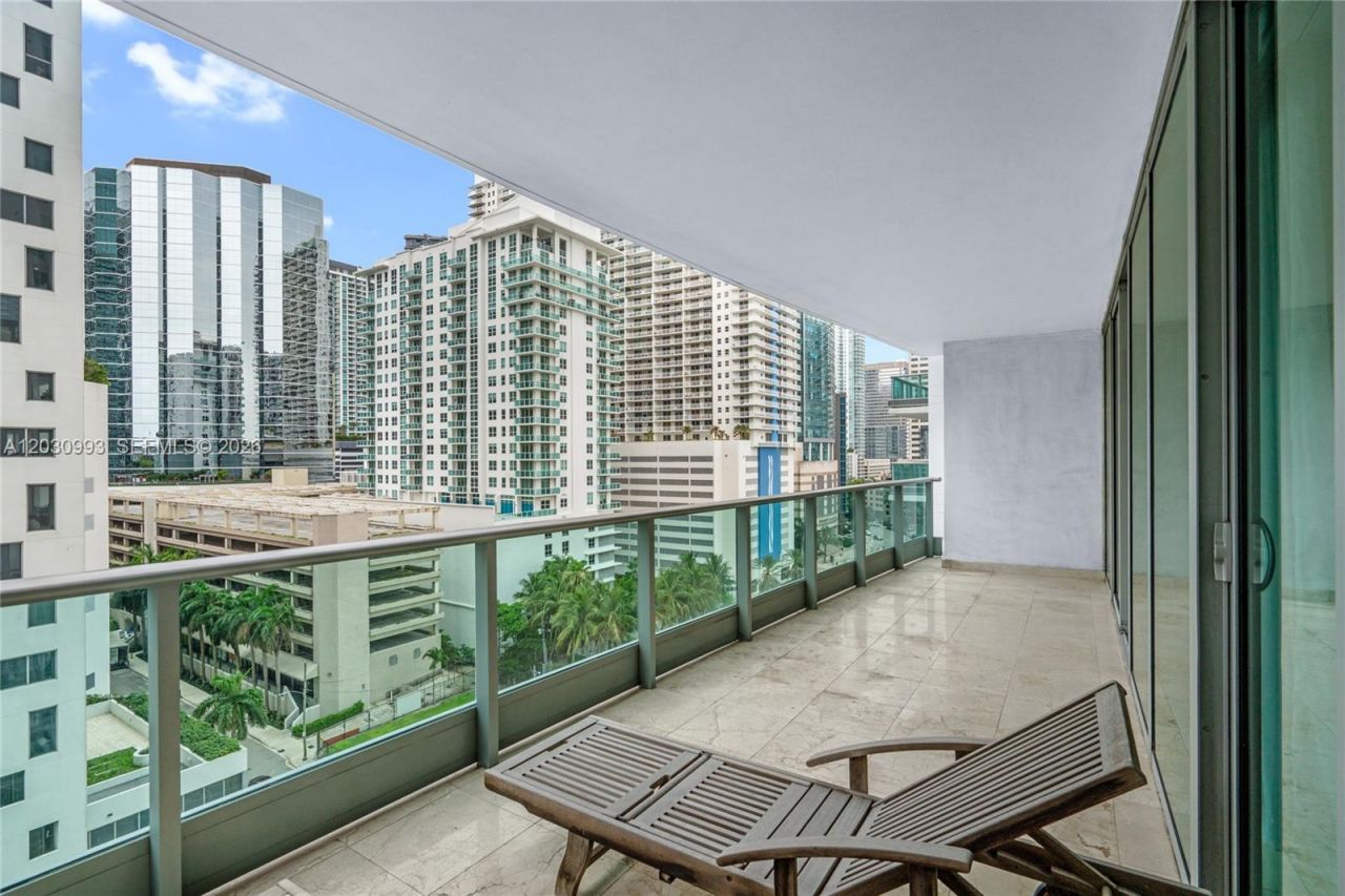 1331 Brickell Bay Dr, Unit 1004, Miami, FL 33131 Photo