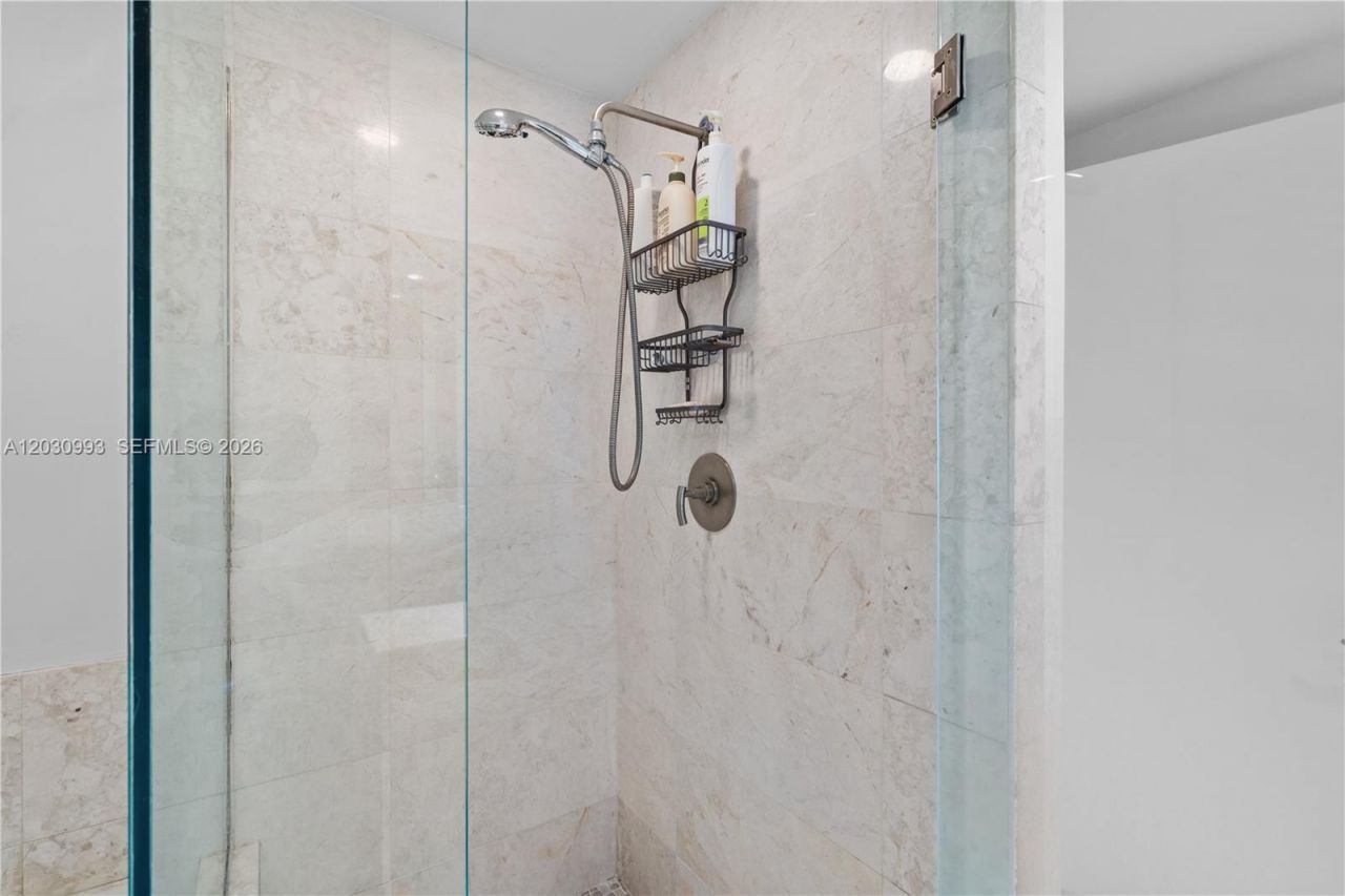 1331 Brickell Bay Dr, Unit 1004, Miami, FL 33131 Photo
