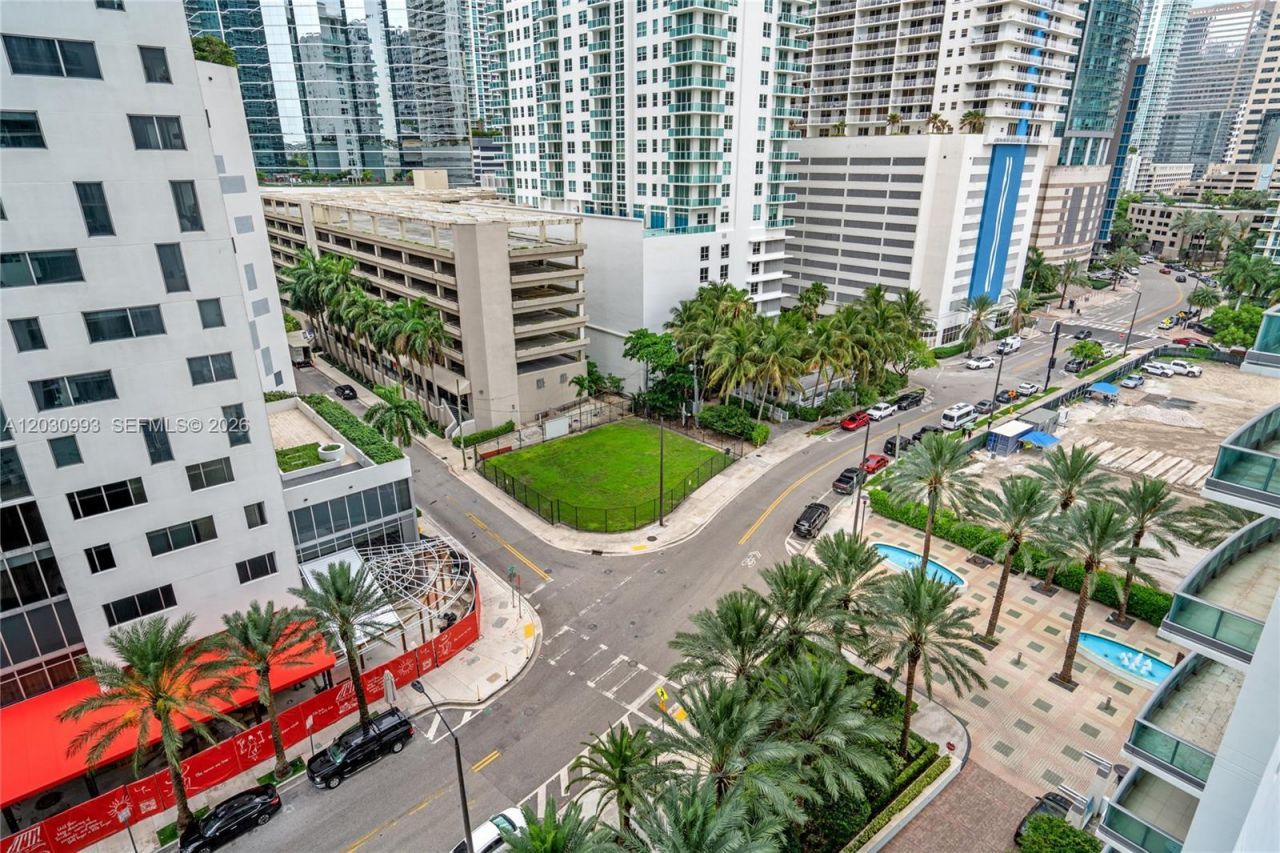 1331 Brickell Bay Dr, Unit 1004, Miami, FL 33131 Photo