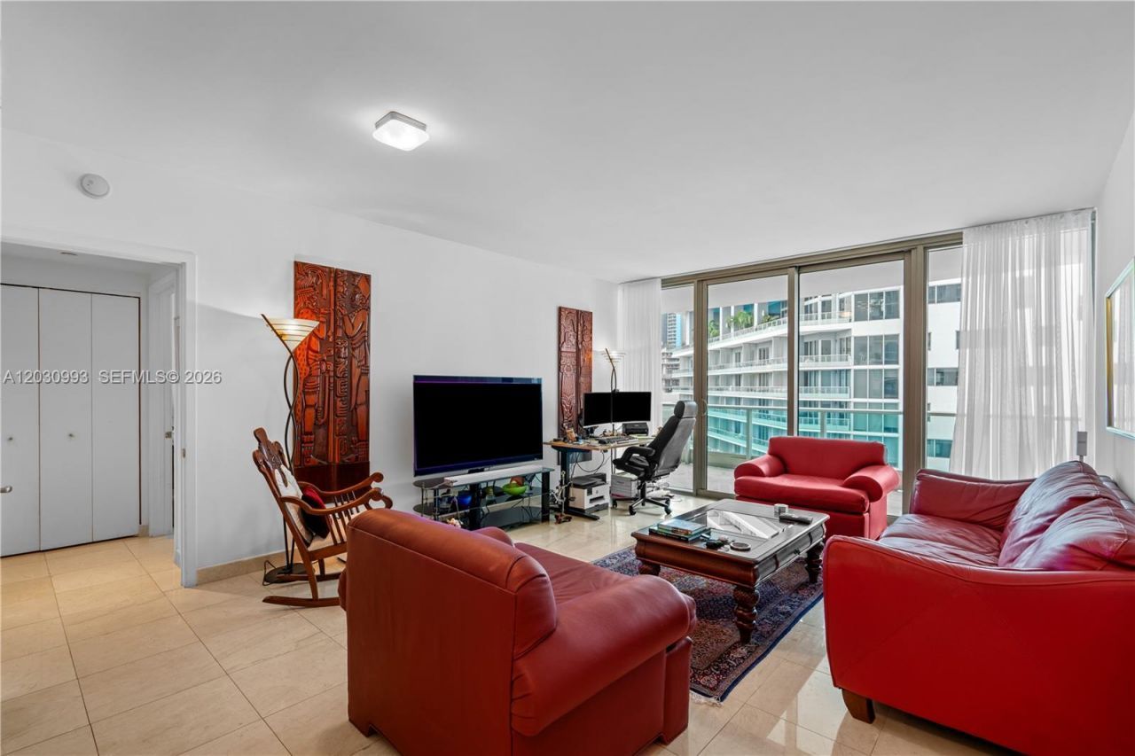 1331 Brickell Bay Dr, Unit 1004, Miami, FL 33131 Photo