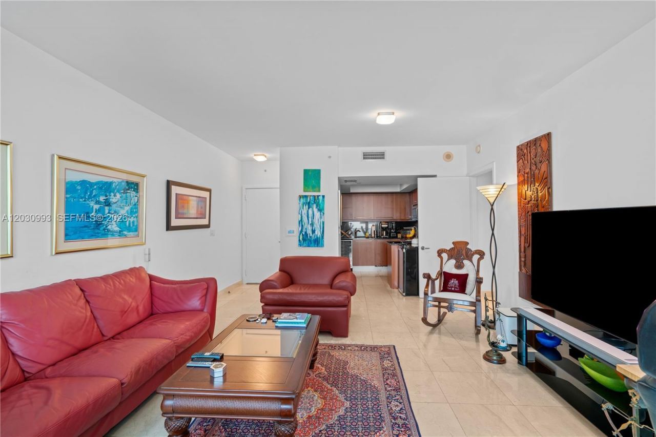 1331 Brickell Bay Dr, Unit 1004, Miami, FL 33131 Photo