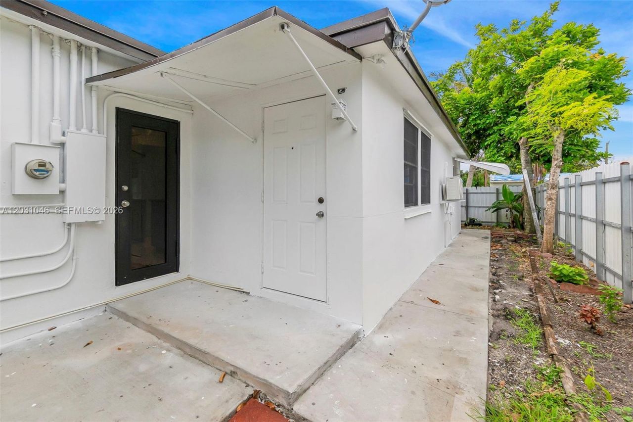 6101 SW 24th St , Unit 2, Miramar, FL 33023 Photo
