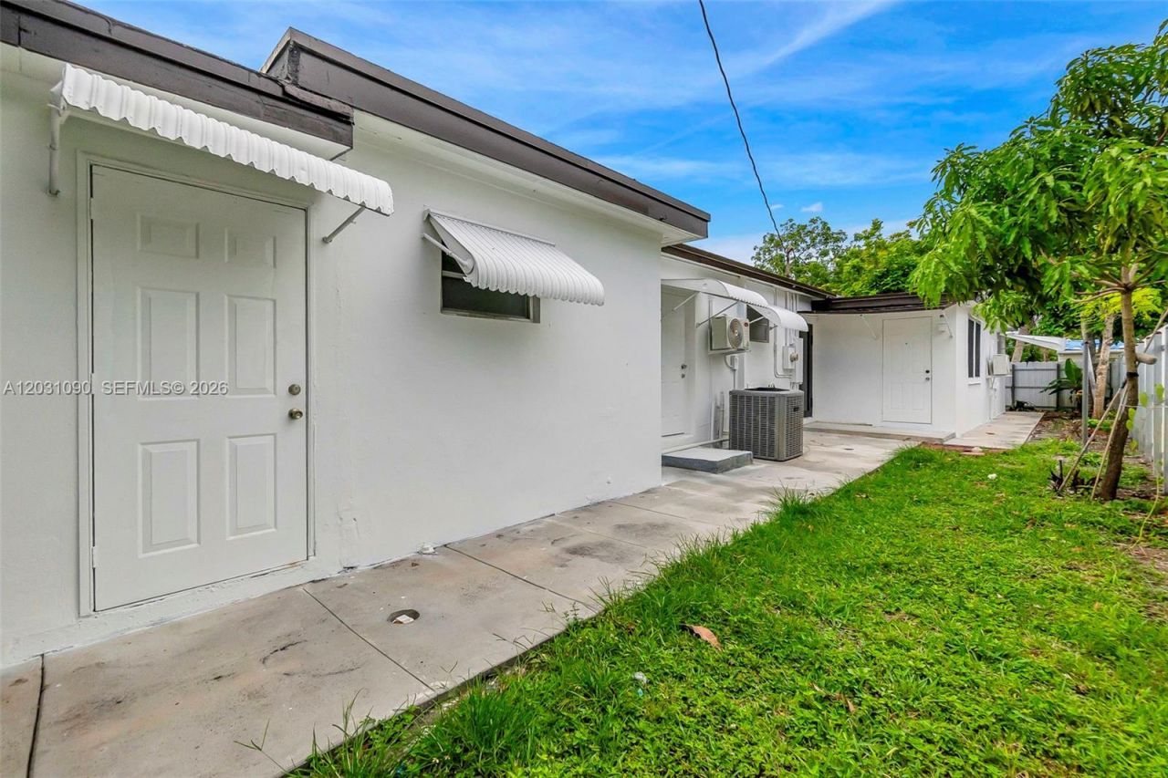 6101 SW 24th St , Unit 4, Miramar, FL 33023 Photo