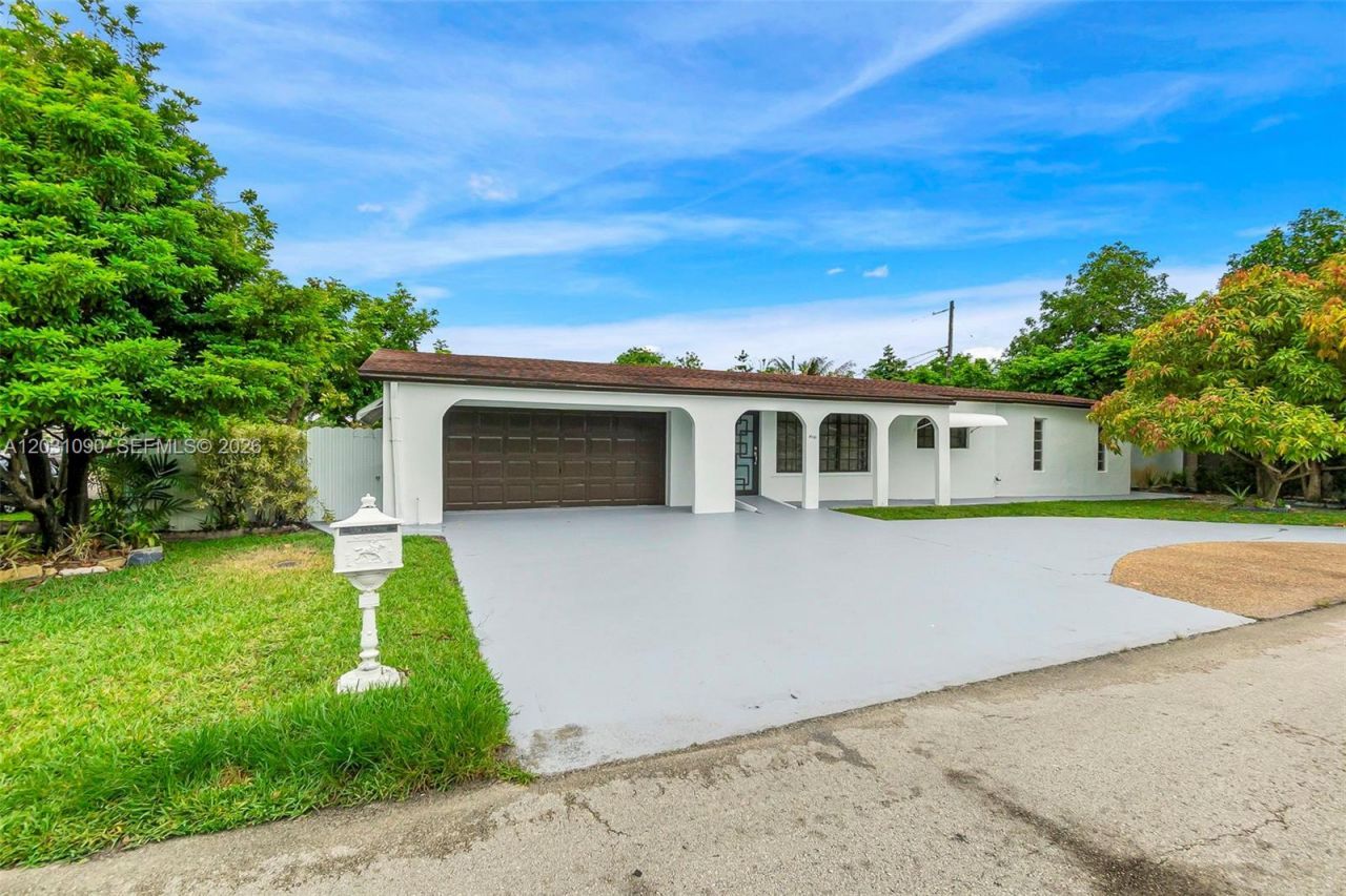 6101 SW 24th St , Unit 4, Miramar, FL 33023 Photo