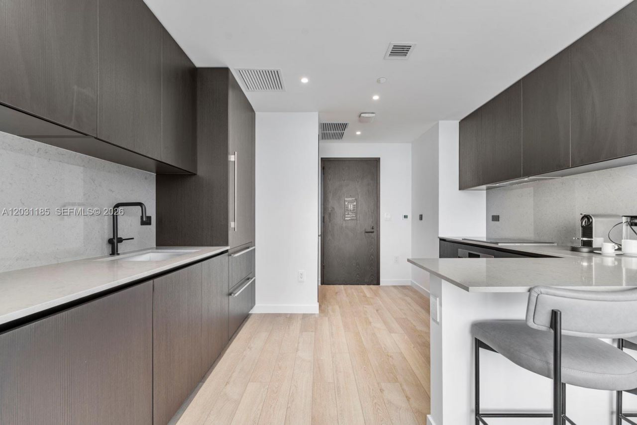 20 NE 11th Street, Unit 4309, Miami, FL 33132 Photo