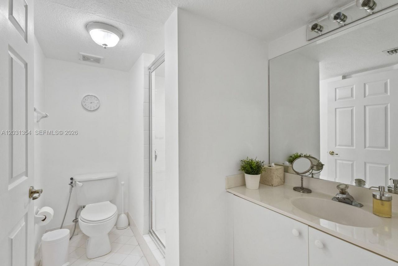 11431 NW 68th Ter , Doral, FL 33178 Photo