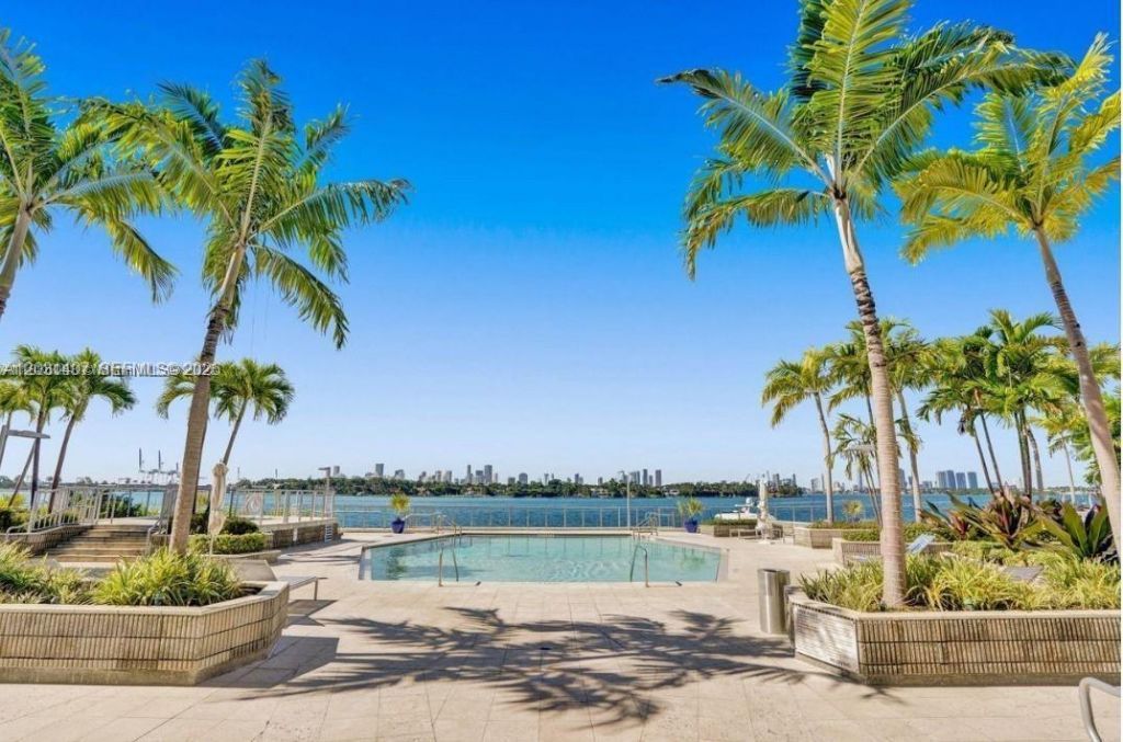 800 West Ave , Unit 618, Miami Beach, FL 33139 Photo
