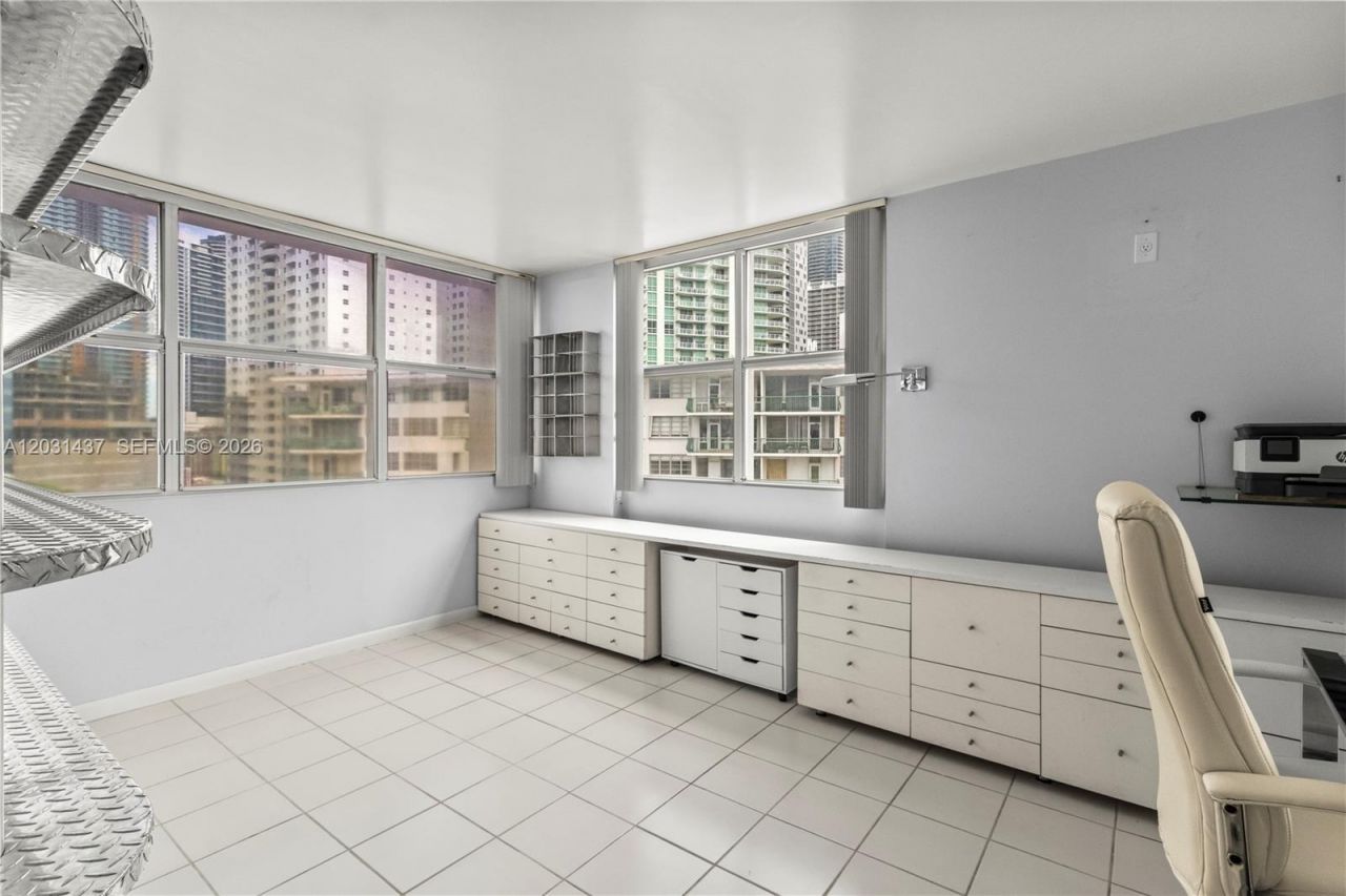 1420 Brickell Bay Dr , Unit 1405C, Miami, FL 33131 Photo