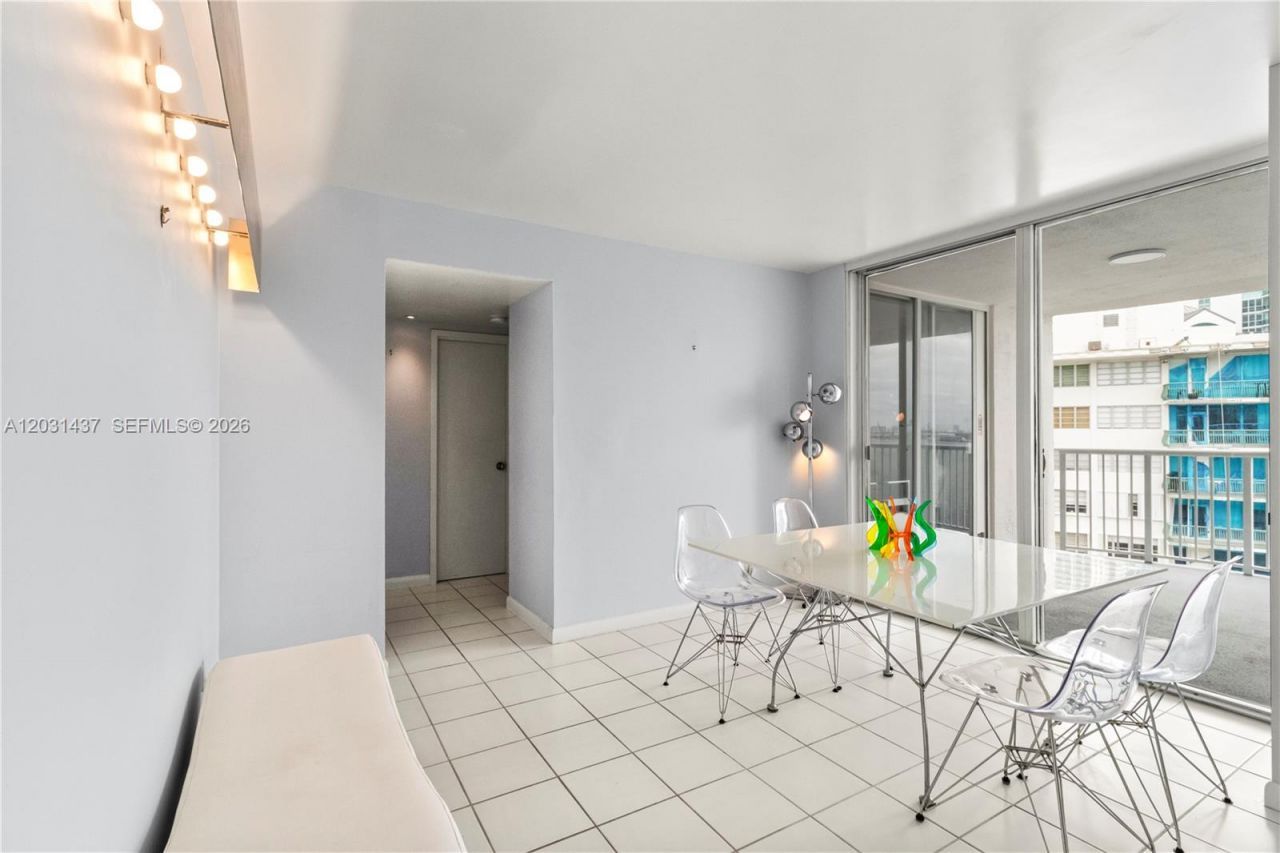 1420 Brickell Bay Dr , Unit 1405C, Miami, FL 33131 Photo