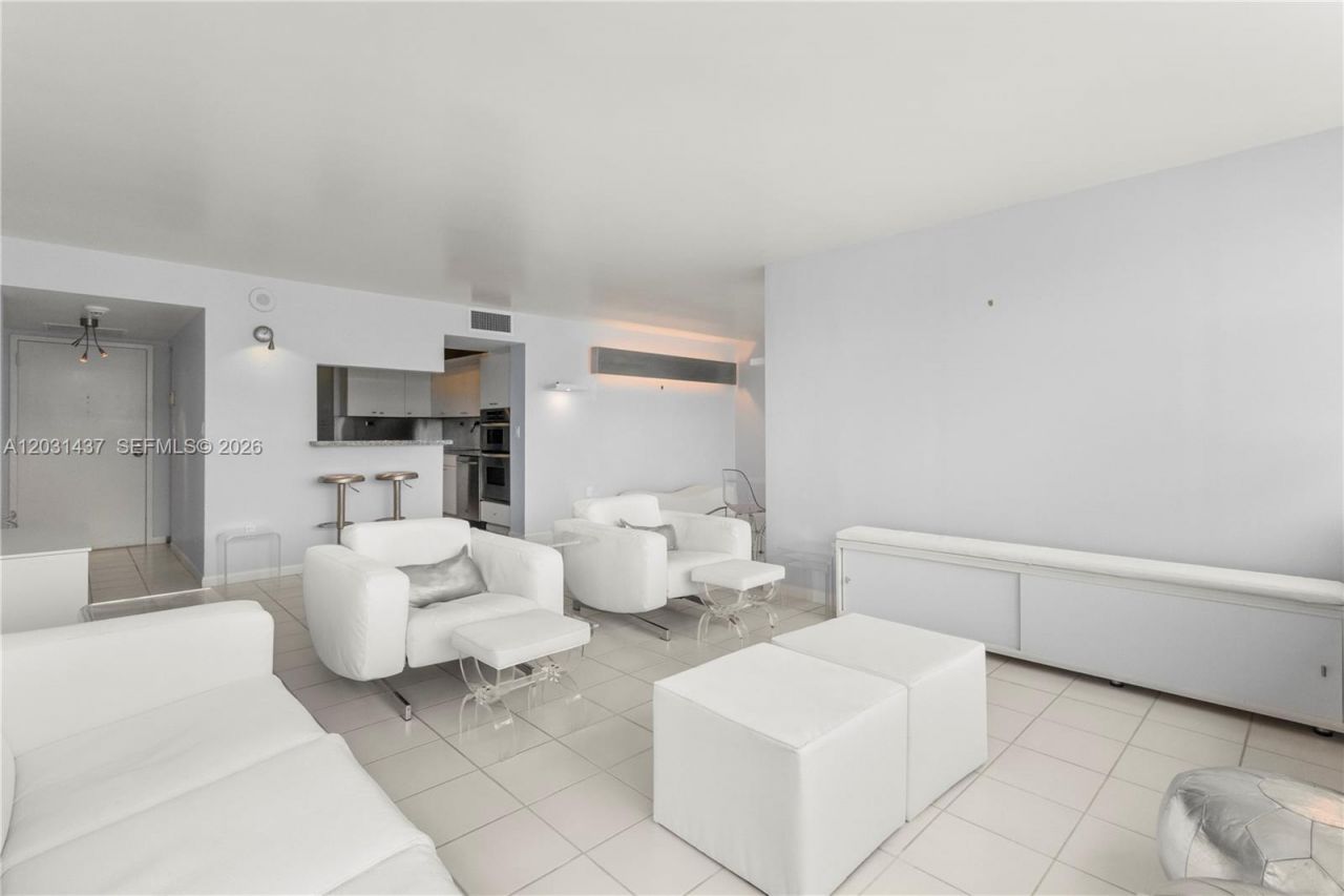 1420 Brickell Bay Dr , Unit 1405C, Miami, FL 33131 Photo