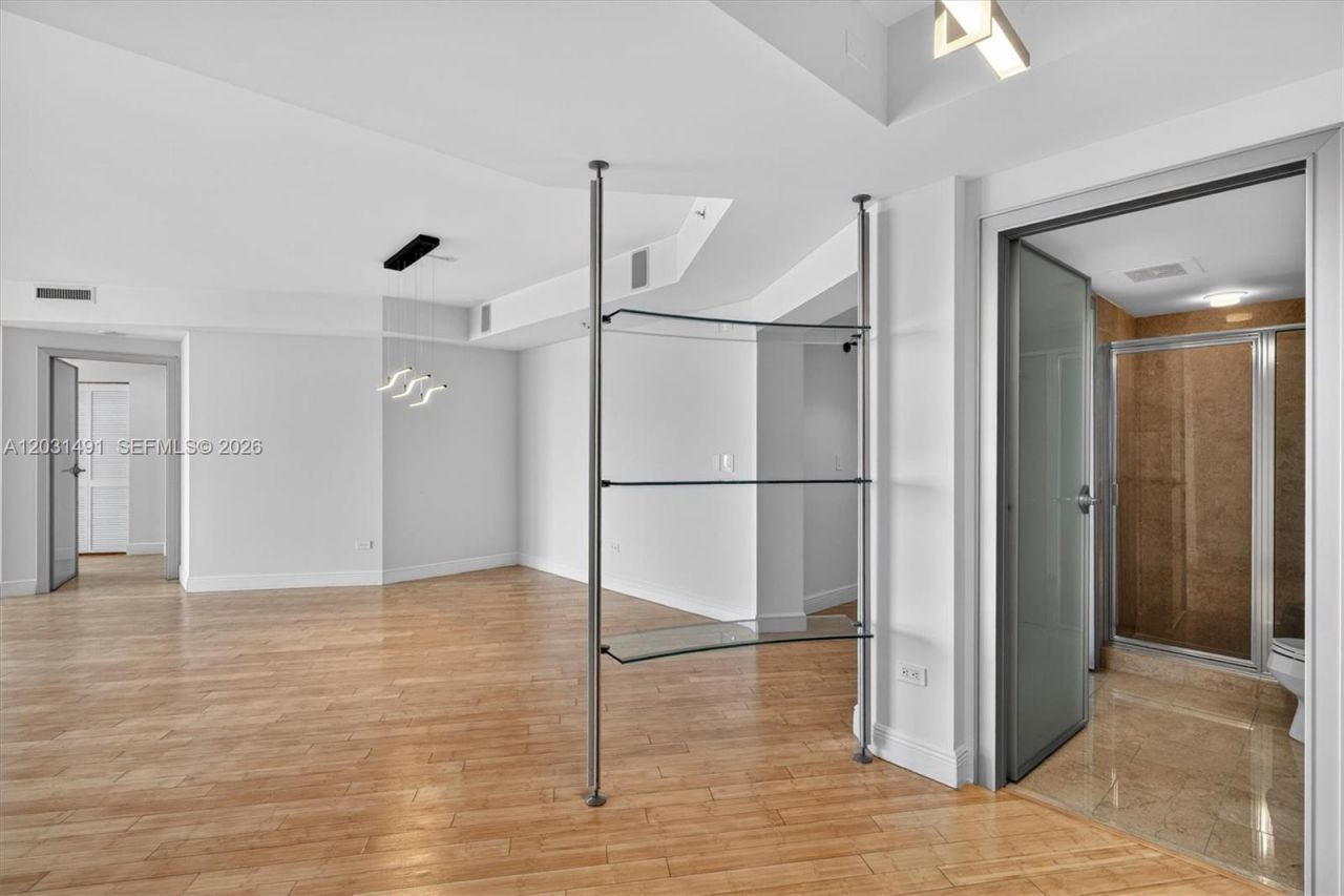 848 Brickell Key Dr , Unit 3402, Miami, FL 33131 Photo