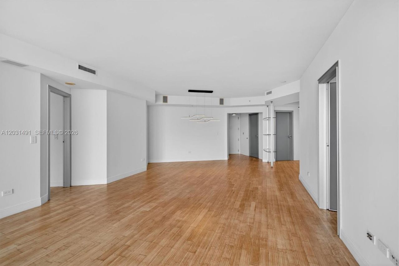 848 Brickell Key Dr , Unit 3402, Miami, FL 33131 Photo