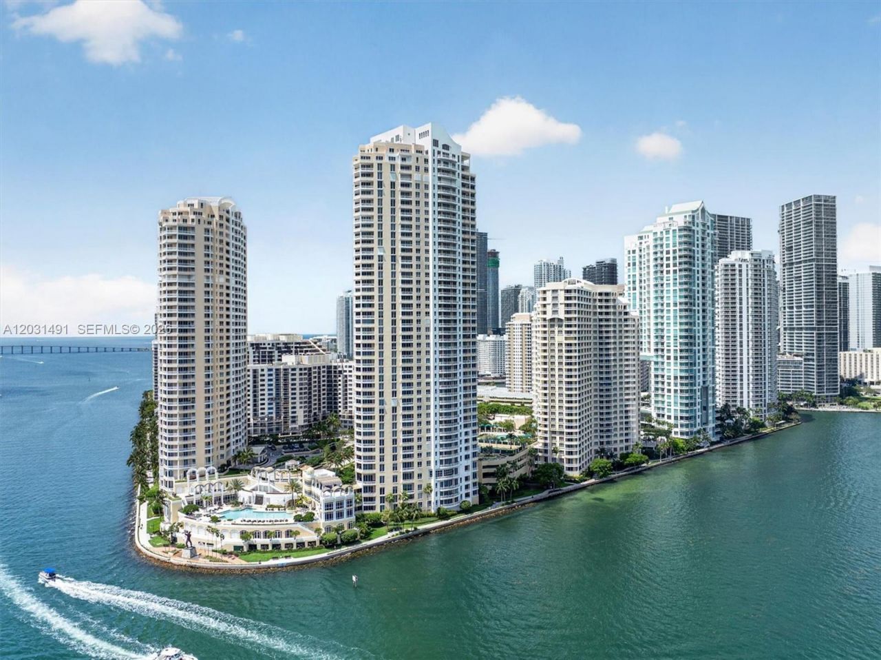 848 Brickell Key Dr, Unit 3402, Miami, FL 33131 Photo