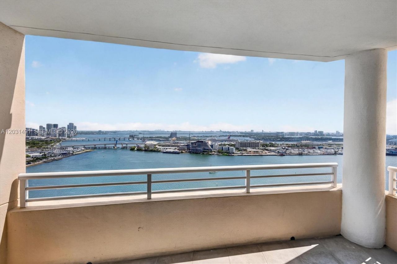 848 Brickell Key Dr , Unit 3402, Miami, FL 33131 Photo