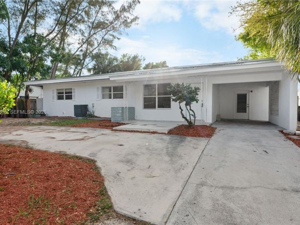 3061 NE 4th Ave , Wilton Manors, FL 33334
