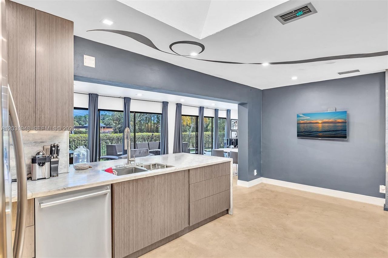 5602 S Travelers Palm Ln , Tamarac, FL 33319 Photo