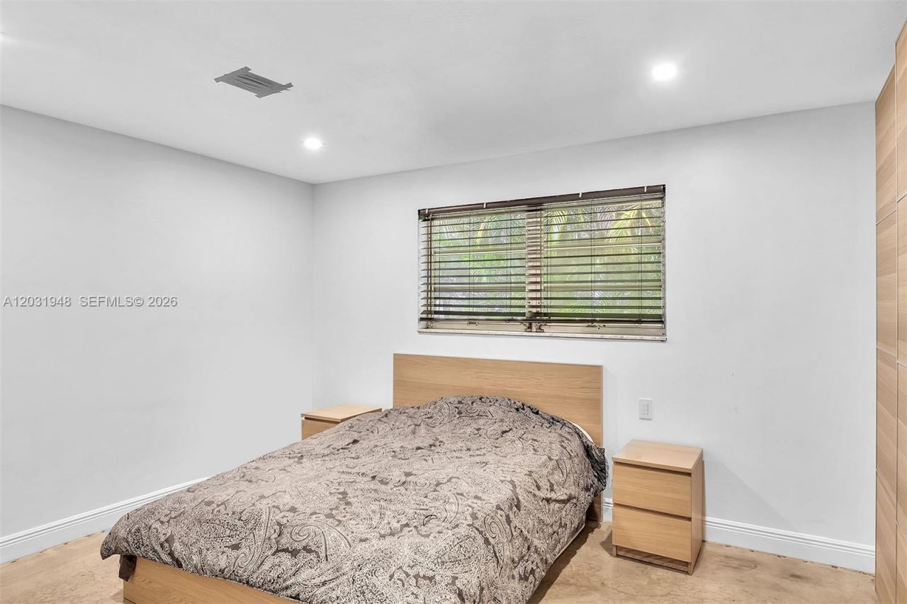5602 S Travelers Palm Ln , Tamarac, FL 33319 Photo