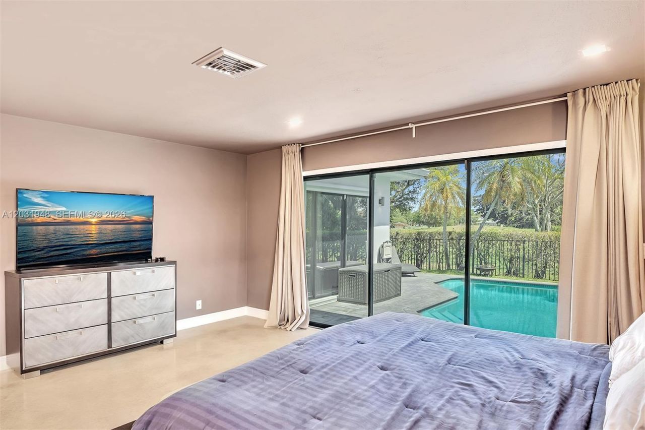 5602 S Travelers Palm Ln , Tamarac, FL 33319 Photo