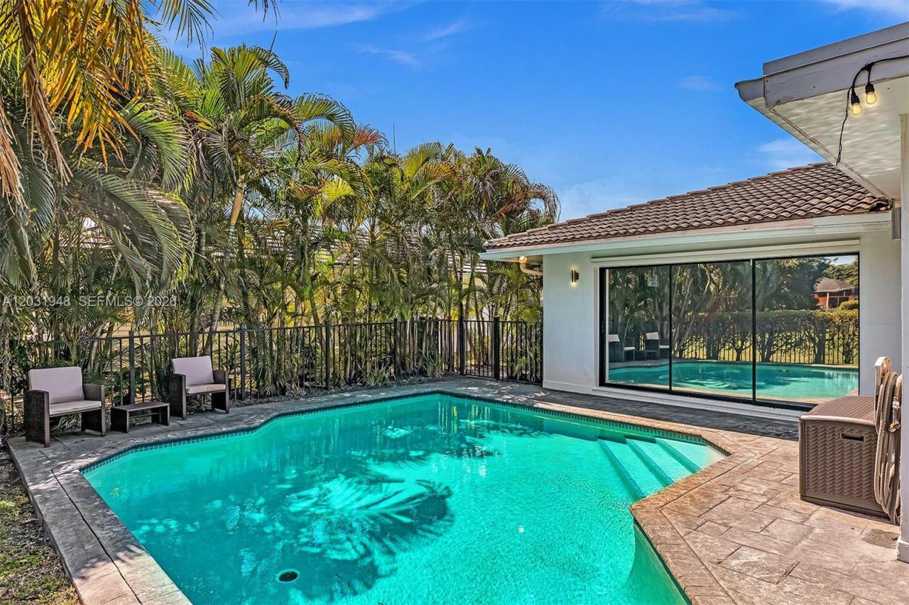 5602 S Travelers Palm Ln , Tamarac, FL 33319 Photo