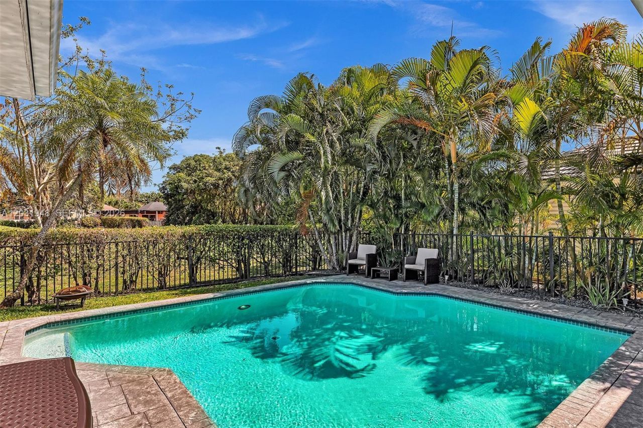 5602 S Travelers Palm Ln , Tamarac, FL 33319 Photo