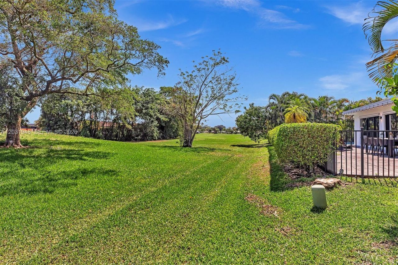 5602 S Travelers Palm Ln , Tamarac, FL 33319 Photo