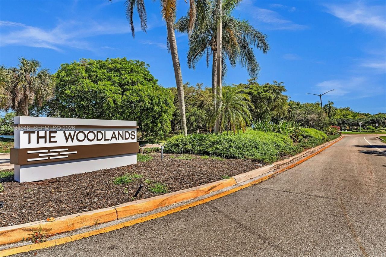 5602 S Travelers Palm Ln , Tamarac, FL 33319 Photo