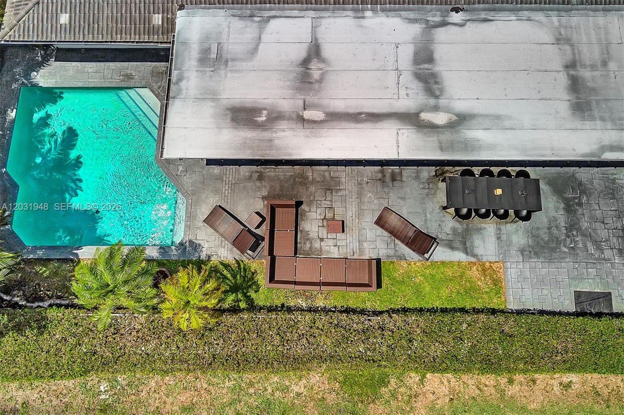5602 S Travelers Palm Ln , Tamarac, FL 33319 Photo