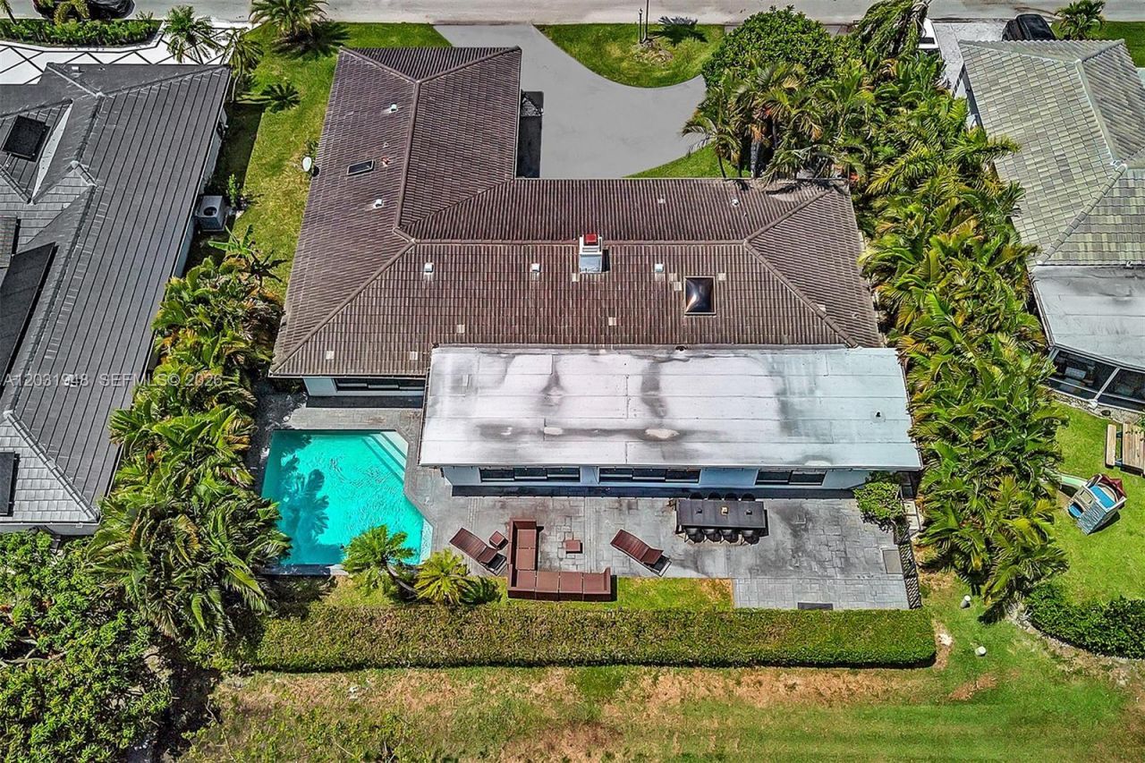 5602 S Travelers Palm Ln , Tamarac, FL 33319 Photo