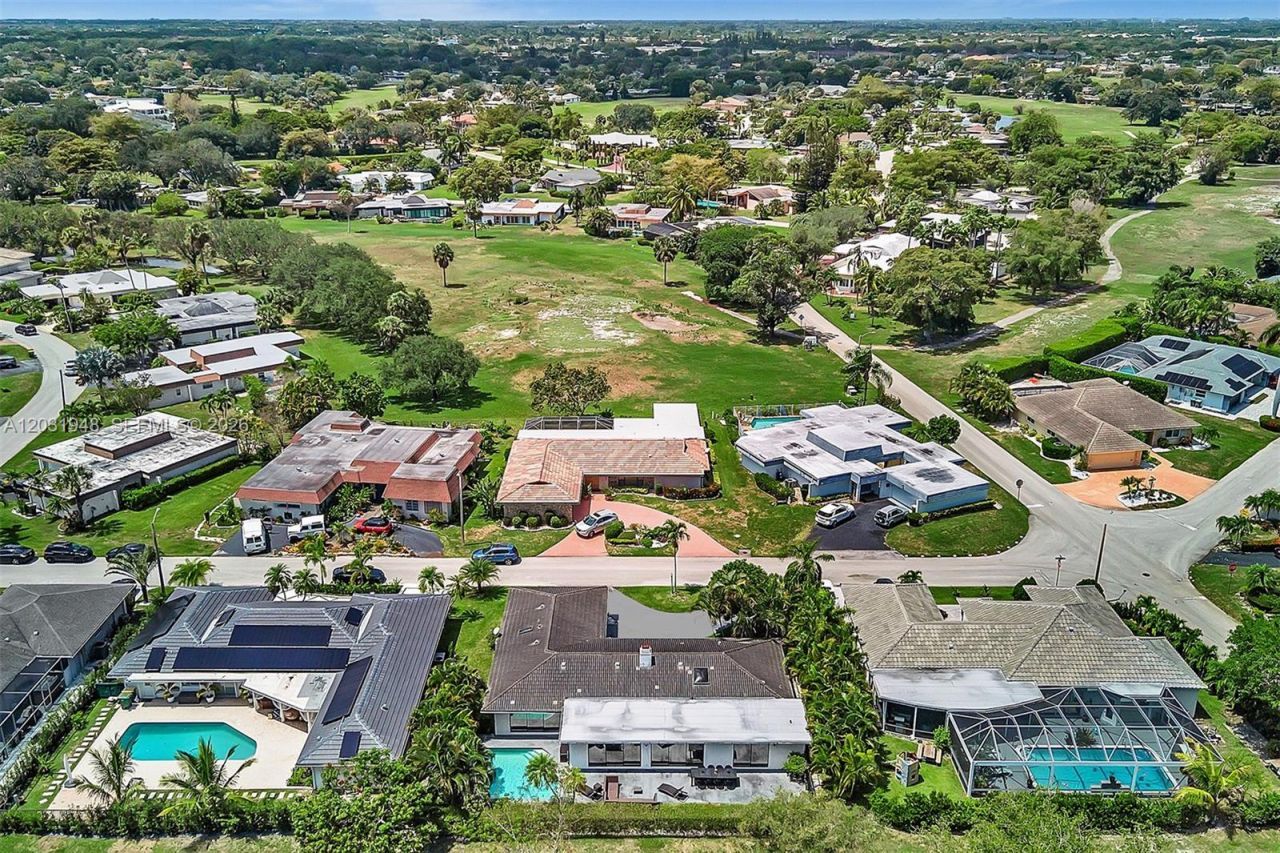 5602 S Travelers Palm Ln , Tamarac, FL 33319 Photo