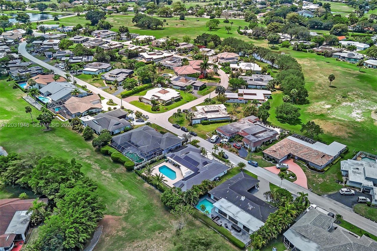 5602 S Travelers Palm Ln , Tamarac, FL 33319 Photo