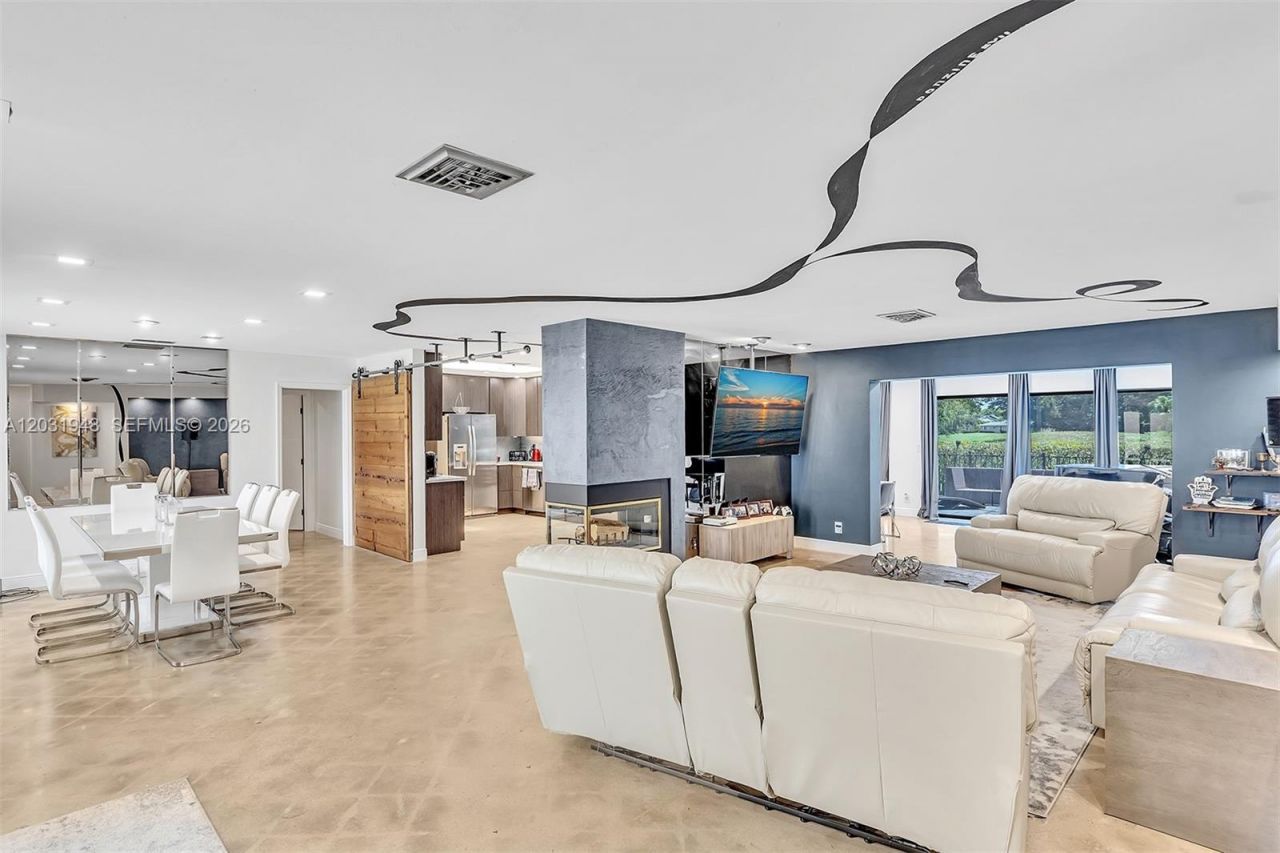 5602 S Travelers Palm Ln , Tamarac, FL 33319 Photo