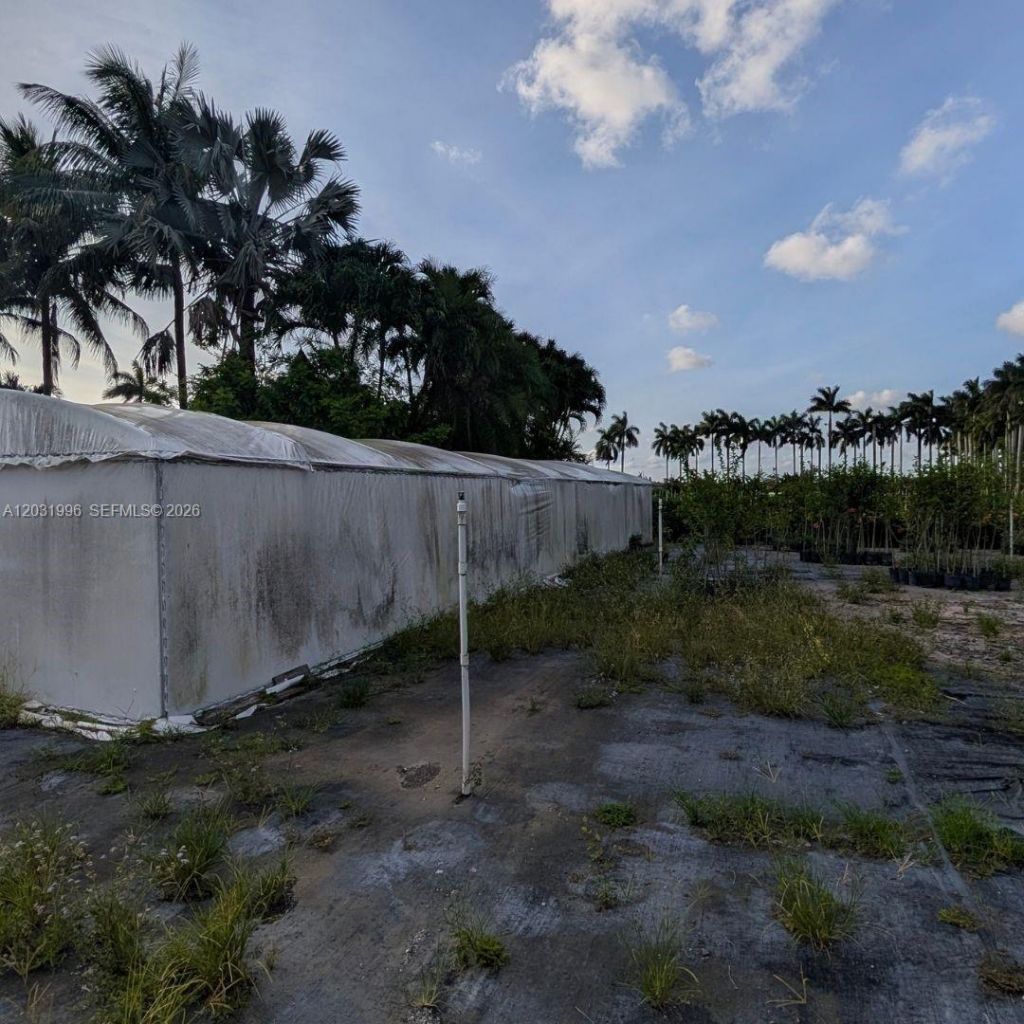 17001 SW 204th St , Miami, FL 33187 Photo