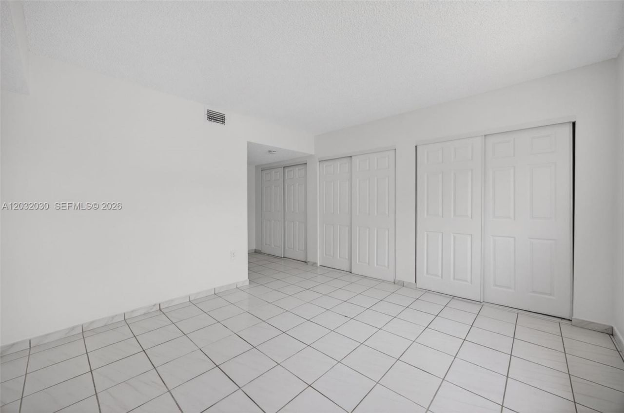 800 SW 104th Ct, Unit A-103, Miami, FL 33174 Photo