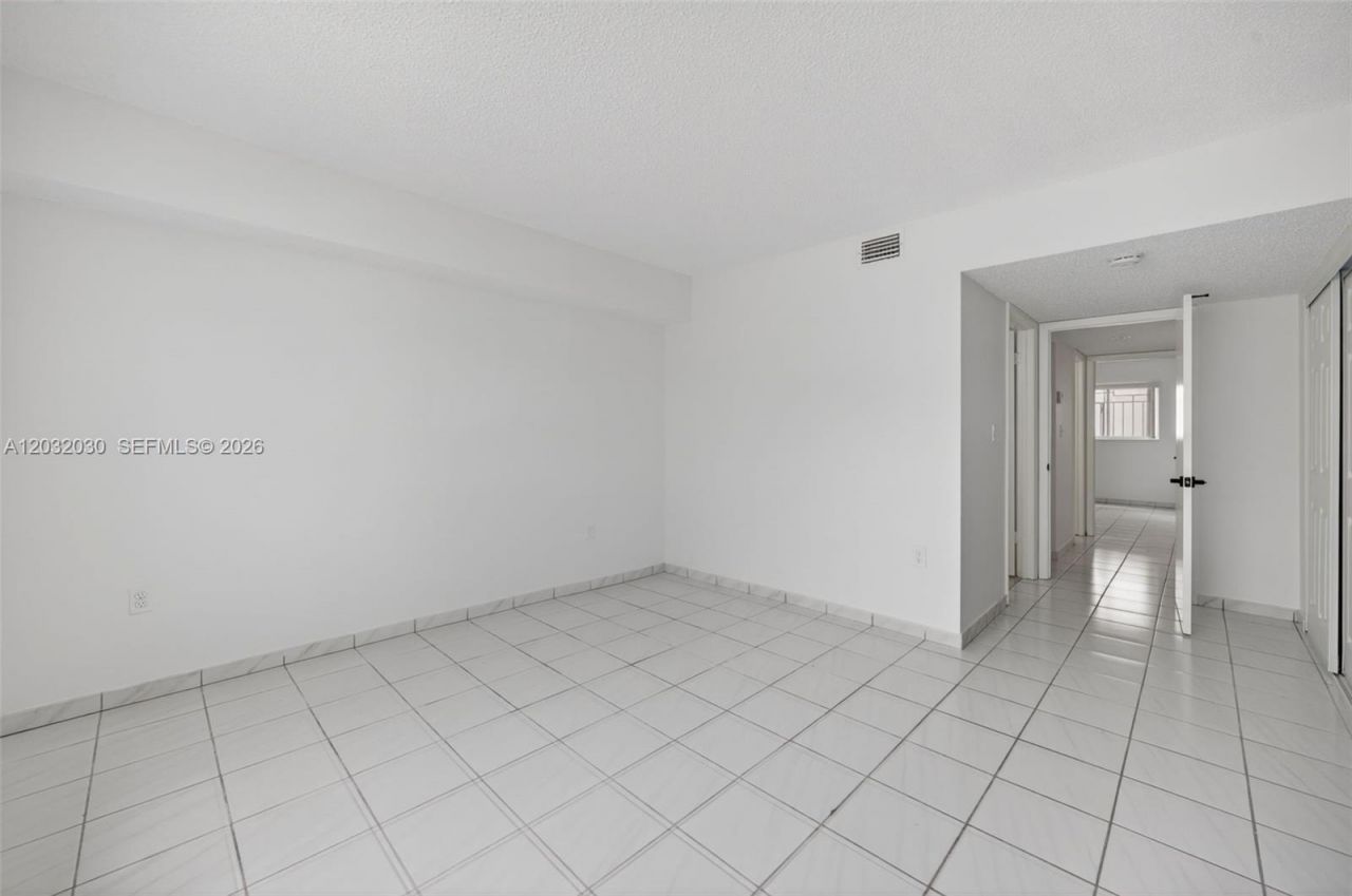 800 SW 104th Ct, Unit A-103, Miami, FL 33174 Photo