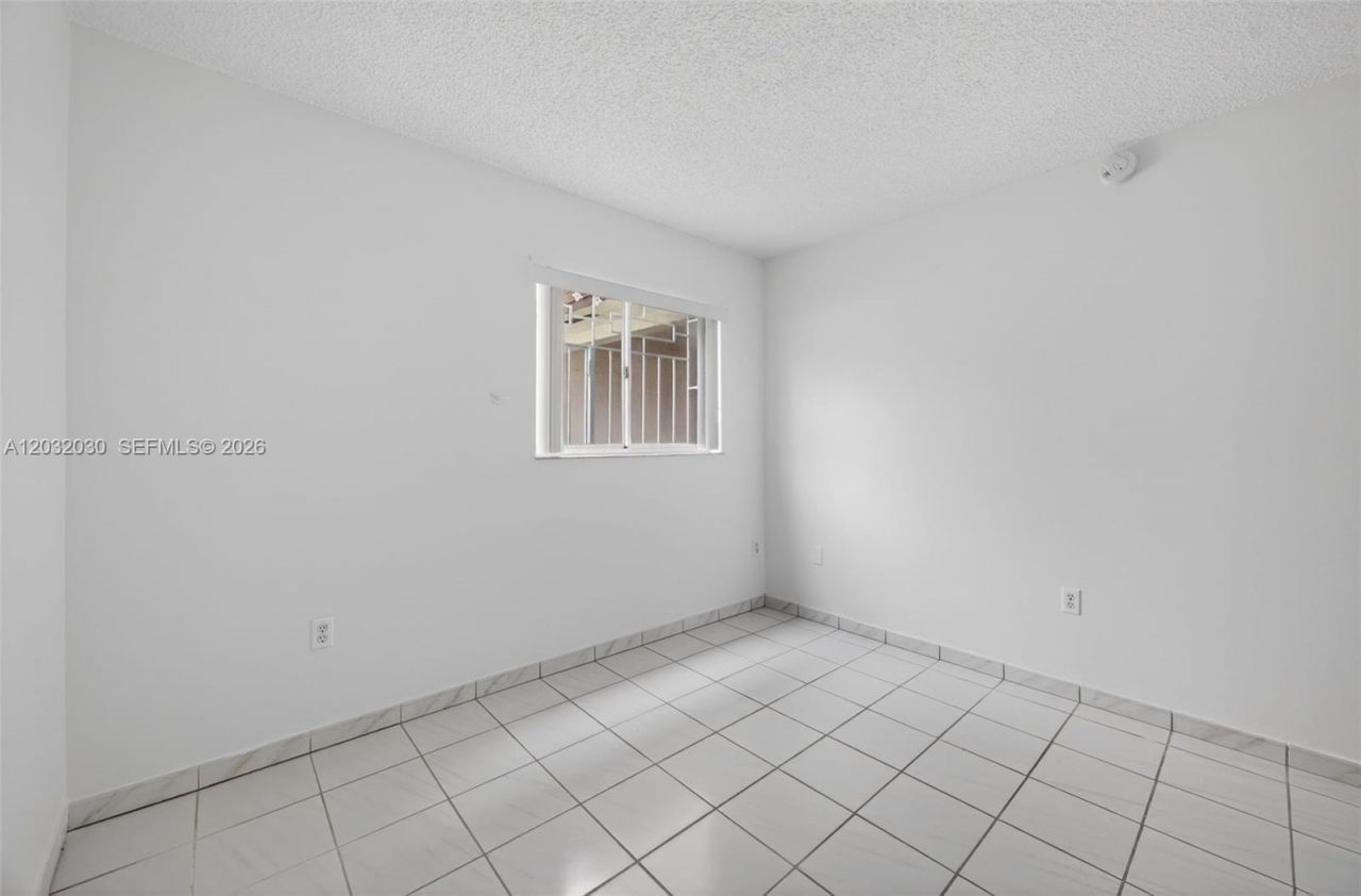 800 SW 104th Ct, Unit A-103, Miami, FL 33174 Photo