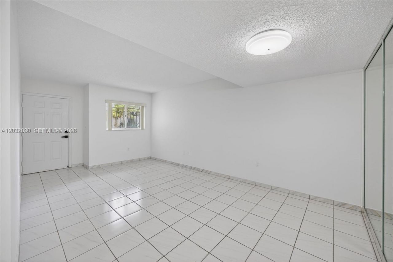 800 SW 104th Ct, Unit A-103, Miami, FL 33174 Photo