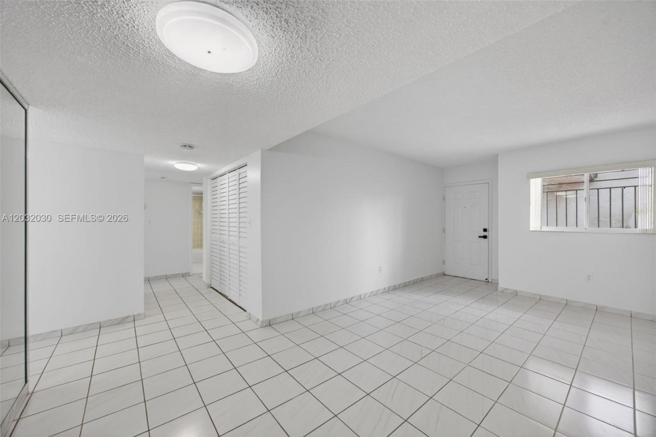 800 SW 104th Ct, Unit A-103, Miami, FL 33174 Photo