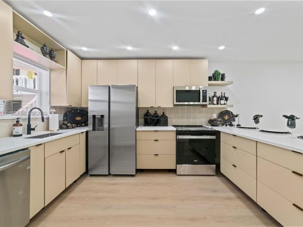 4812 NE 23rd Ave, Unit 3, Fort Lauderdale, FL 33308