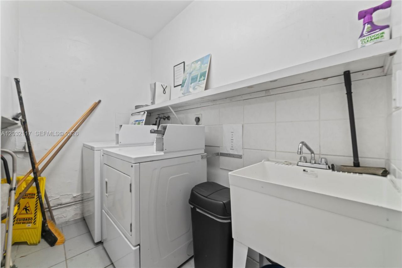 4812 NE 23rd Ave, Unit 3, Fort Lauderdale, FL 33308 Photo