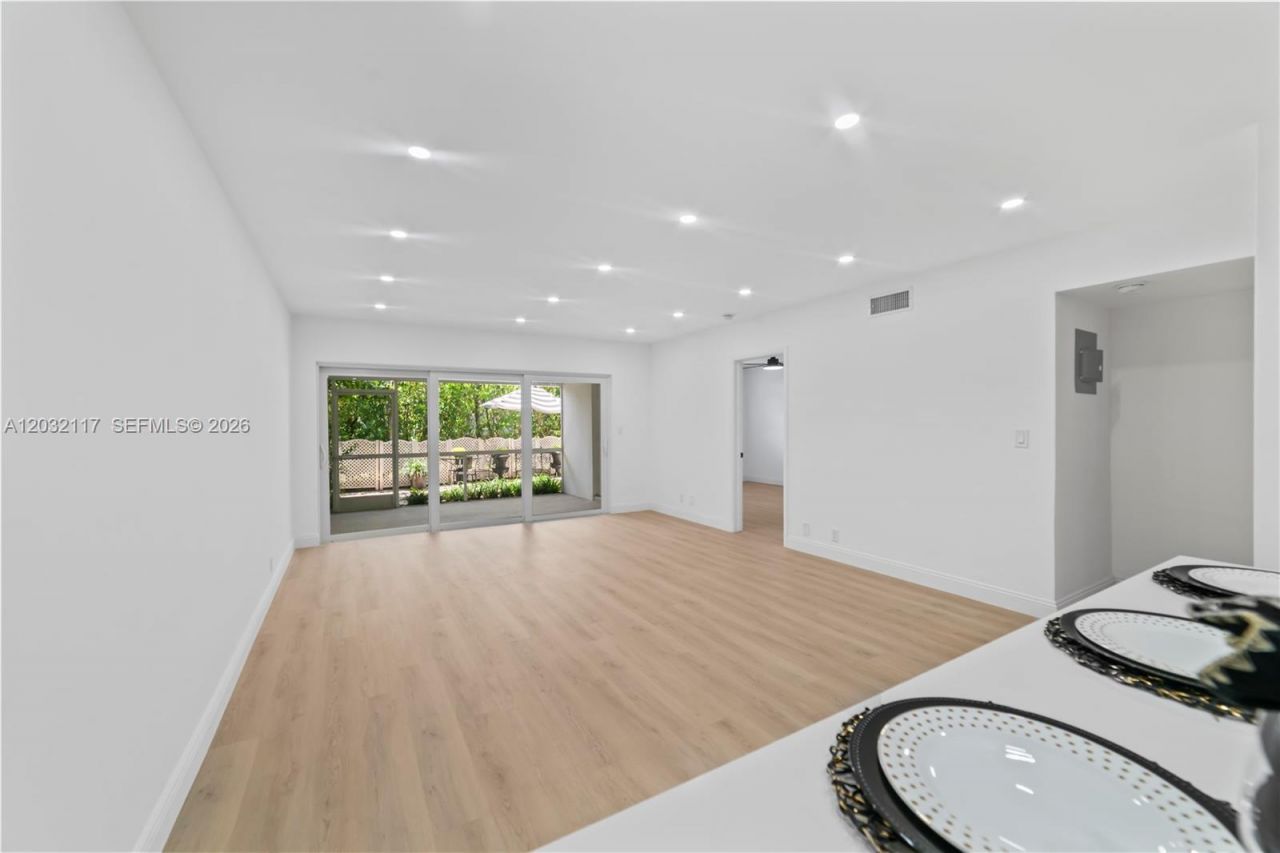 4812 NE 23rd Ave, Unit 3, Fort Lauderdale, FL 33308 Photo