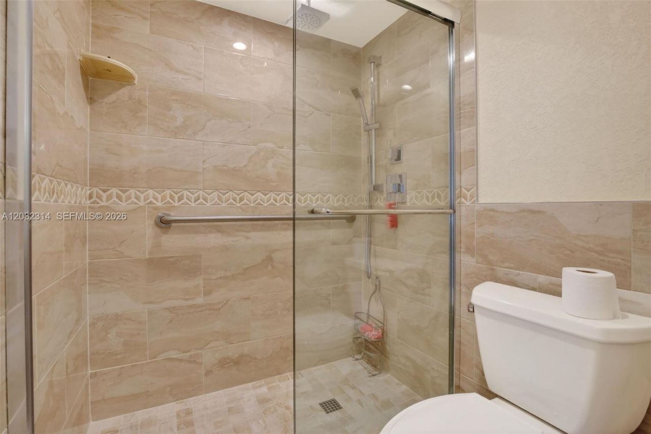 1911 Sabal Palm Dr , Unit 202, Davie, FL 33324 Photo