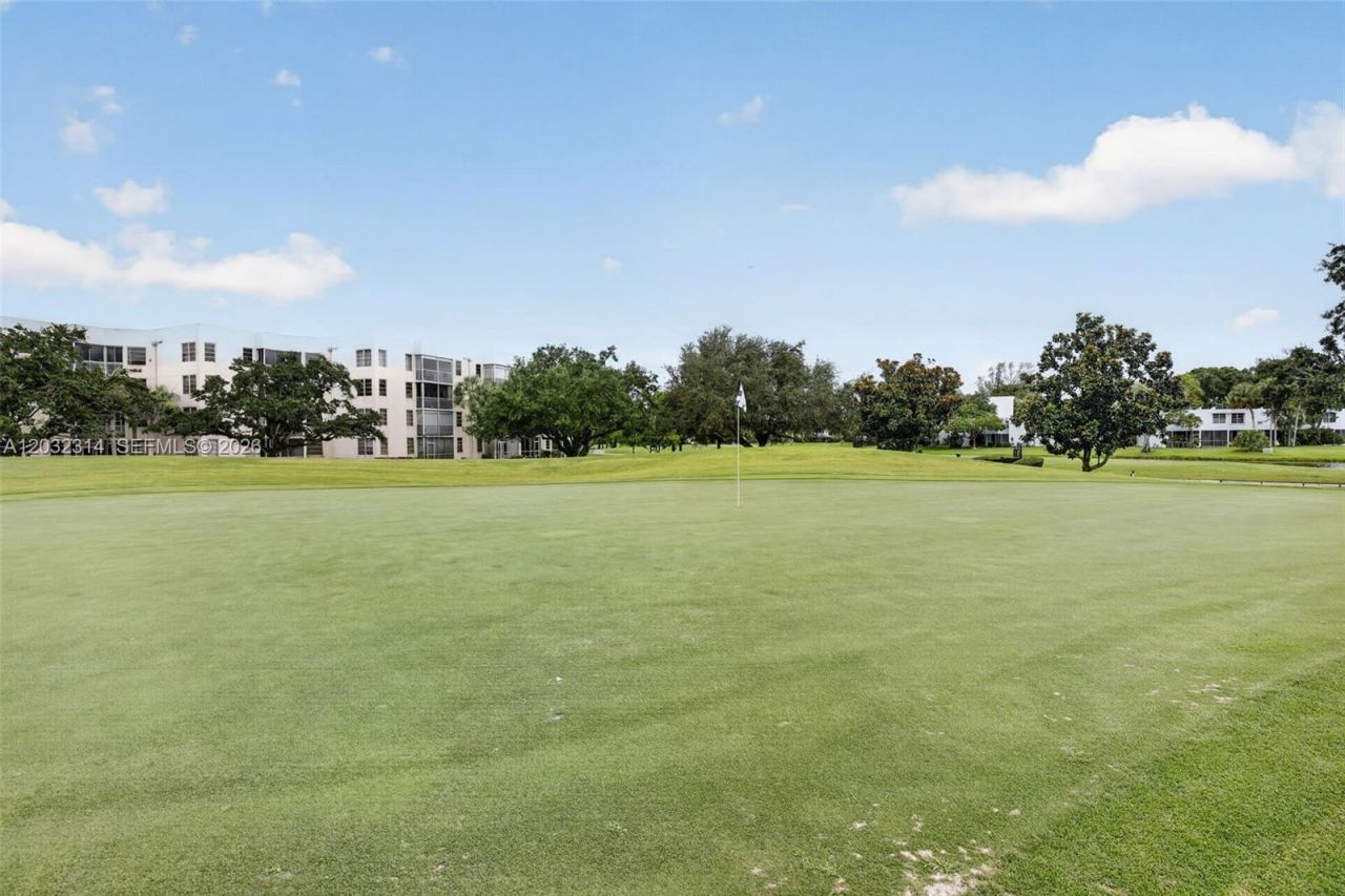 1911 Sabal Palm Dr , Unit 202, Davie, FL 33324 Photo