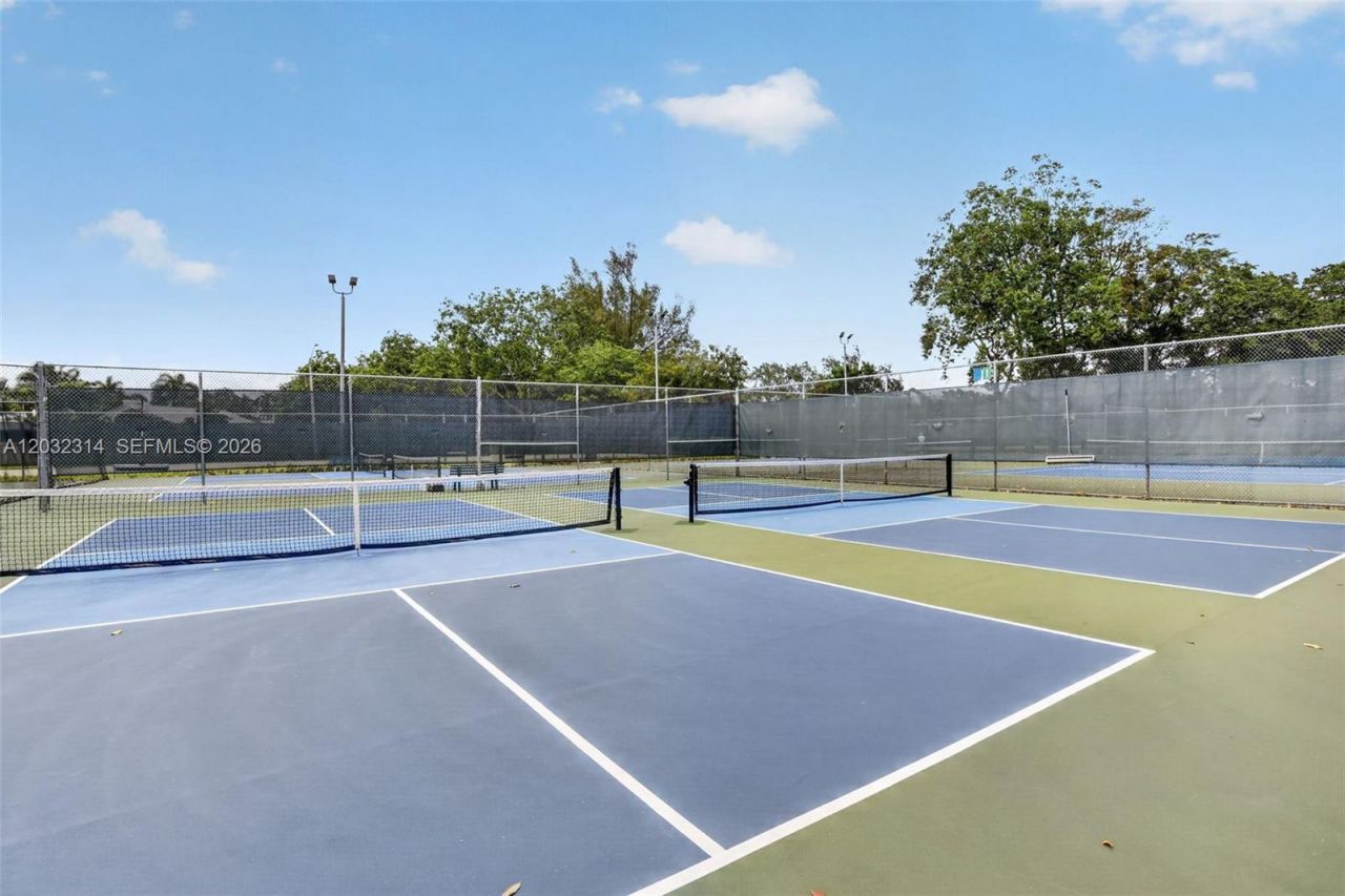 1911 Sabal Palm Dr , Unit 202, Davie, FL 33324 Photo