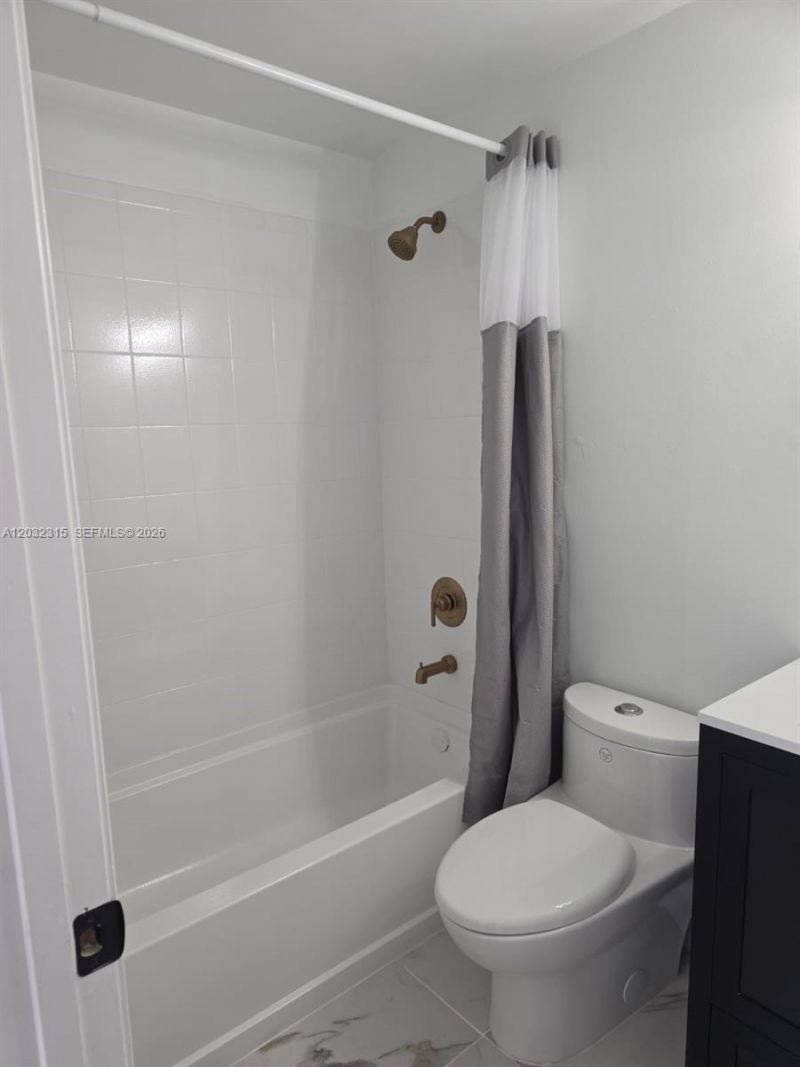 1 Simonton Cir , Unit 1, Weston, FL 33326 Photo