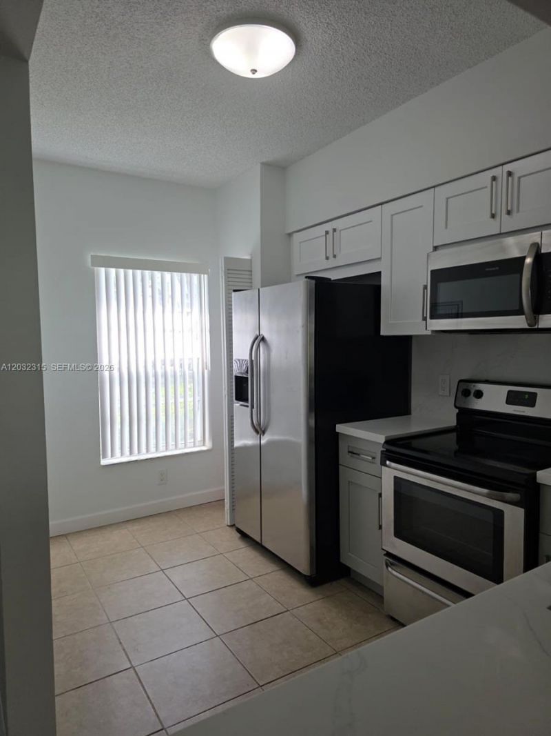 1 Simonton Cir , Unit 1, Weston, FL 33326 Photo