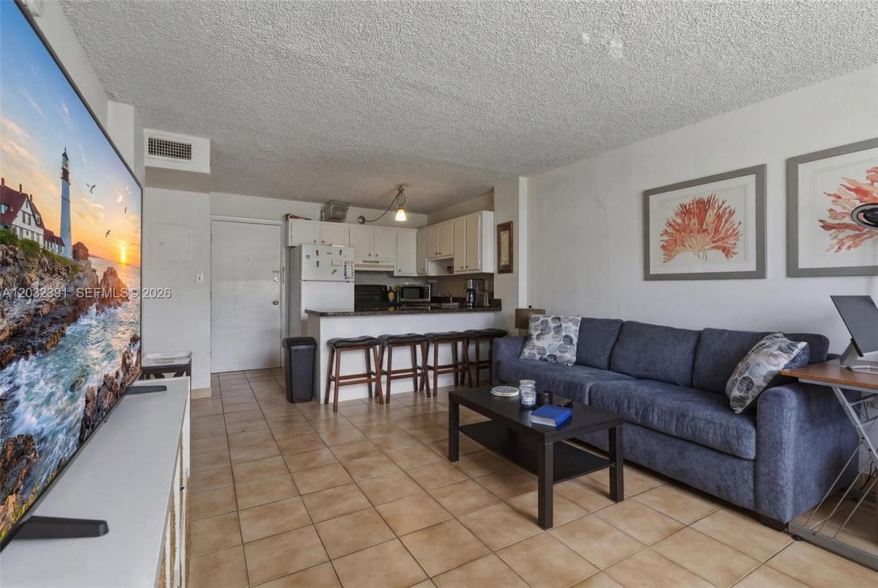 3000 N Ocean Blvd , Unit 303, Fort Lauderdale, FL 33308 Photo