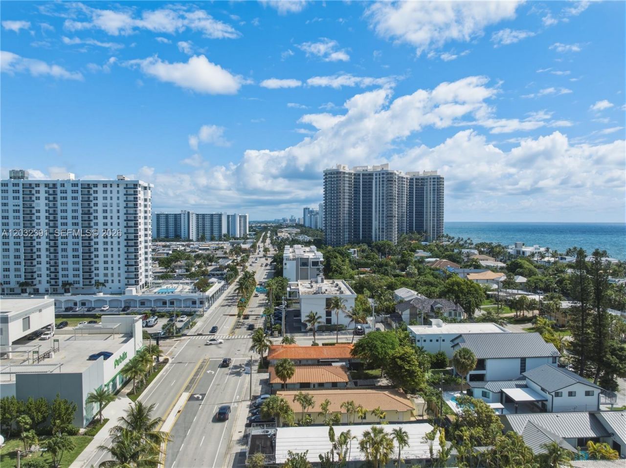 3000 N Ocean Blvd , Unit 303, Fort Lauderdale, FL 33308 Photo